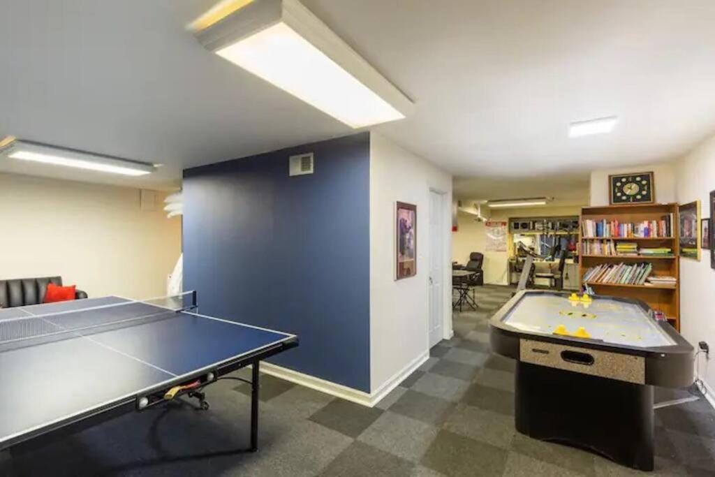 Lrge 5 Bedroom 9 Beds Near Dc-Pool, Hot Tub, Gym, Game Rm, Fire Pit Bowie Εξωτερικό φωτογραφία