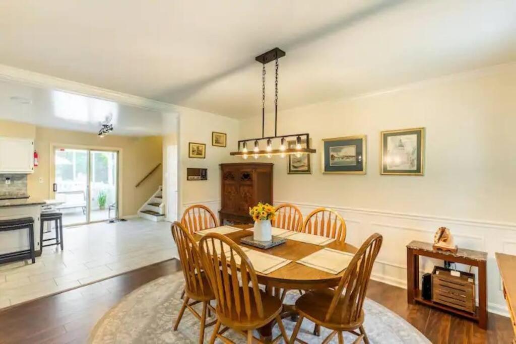 Lrge 5 Bedroom 9 Beds Near Dc-Pool, Hot Tub, Gym, Game Rm, Fire Pit Bowie Εξωτερικό φωτογραφία